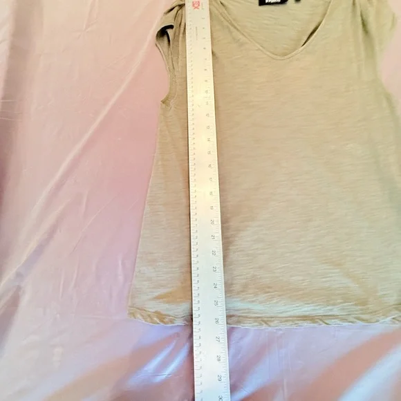 Saks Fifth Avenue 100% Cotton Pleated Sleeveless Olive Green Blouse Large - Picture 8 of 8